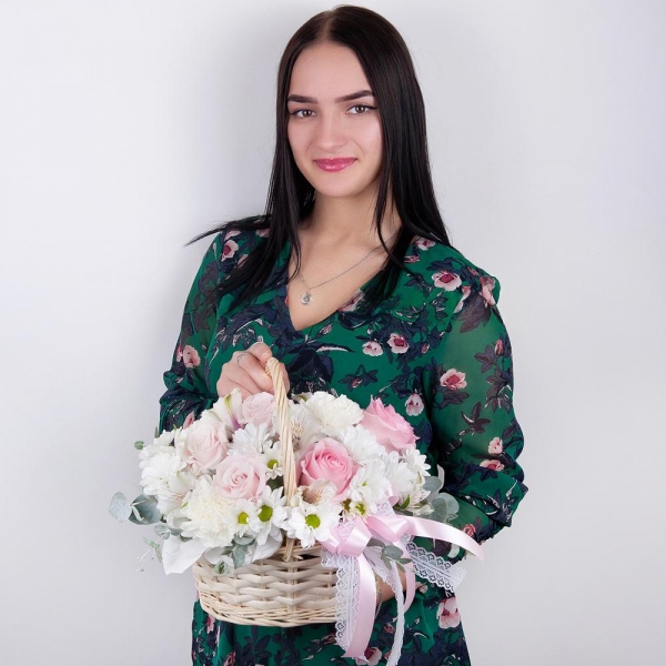 Pink rose 50 cm - 7, Carnation white, cream - 4, Alstromeria white, soft pink - 3, Bacardi White Spray Chrysanthemum - 4, Small Basket, Oasis, Eucalyptus Cinerea, Wrapping Paper
