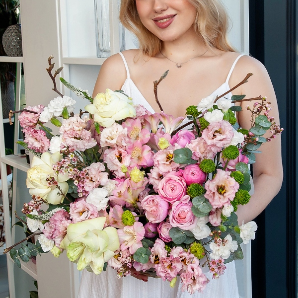 Alstromeria white, soft pink - 5, Spray peony rose Misty Bubbles, 50 cm - 3, Pink Lisianthus (Eustoma) - 5, Peony style roses - 3, White spray carnation - 8, Athos pom Feeling Green - 2, Small Basket, Oasis, Veronica spray, Waxflower (1 pc.), Artificial branch