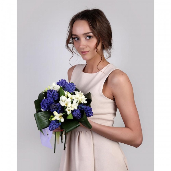 Blue Hyacinth - 13, Freesia - 8, Aspidistra (1 pc.), Ribbon