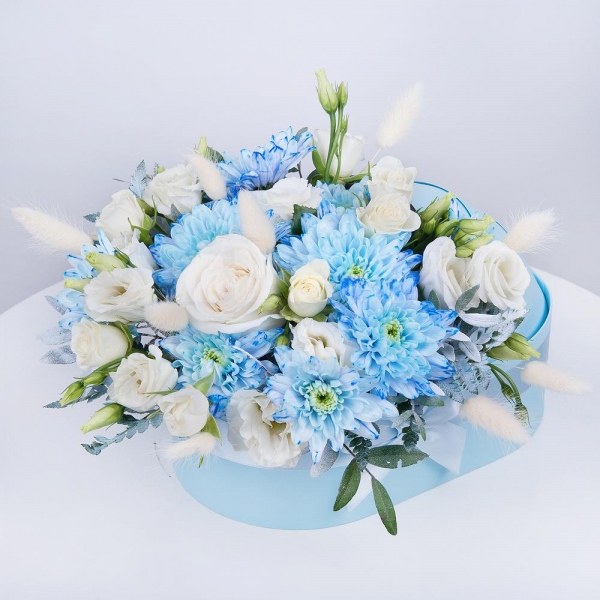 Chrysanthemum spray Baltica painted blue - 1, Spray rose: white, cream, light pink 50 cm - 2, White rose 50 cm - 2, lisianthus - 1, Composition Box, Oasis, Pistachio, Fern (1 pc.), Dried flowers decor