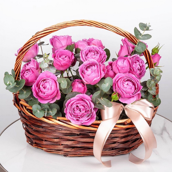 Spray peony rose Misty Bubbles, 50 cm - 9, Medium Basket, Oasis, Eucalyptus, Ribbon