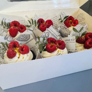 Cupcakes "Raspberry Compliment"