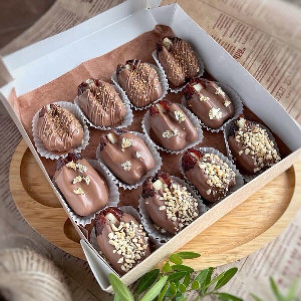 Chocolate-Covered Dates "Nutty Accent"
