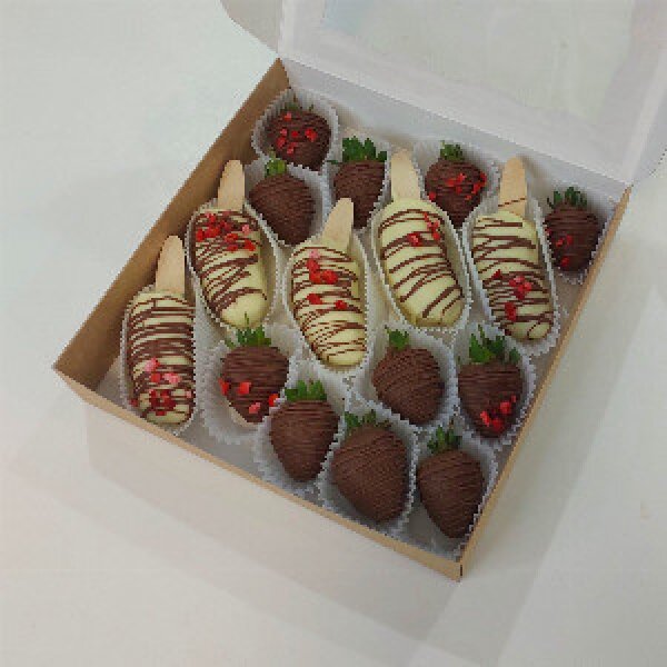Chocolate Caprice Chocolate Covered Strawberries