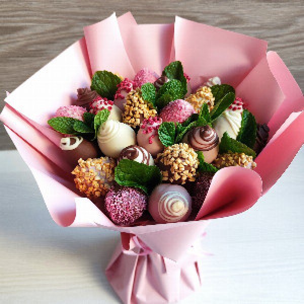 Chocolate-Covered Strawberries "Sweet Abundance"