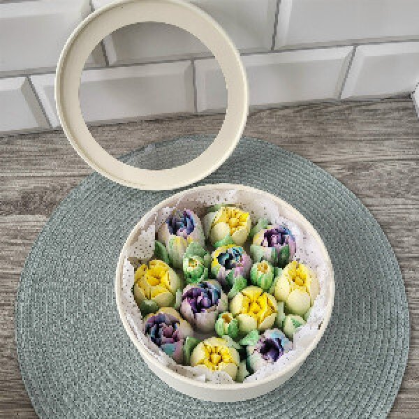 May Noon Marshmallow Ыуе