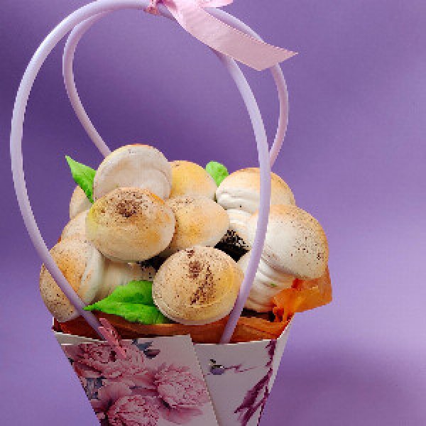 Forest Mystery Marshmallow Mushroom Basket
