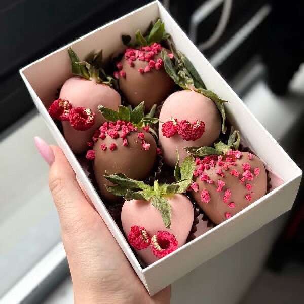 Клубника в шоколаде "Закат"