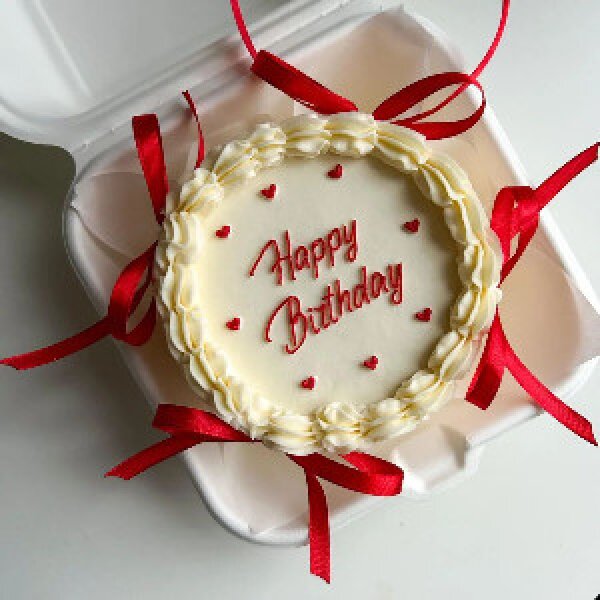 Lace Classic Lambeth Bento Cake