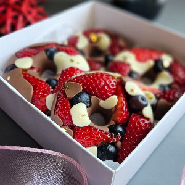 "Sweet Donuts" Chocolate Strawberries