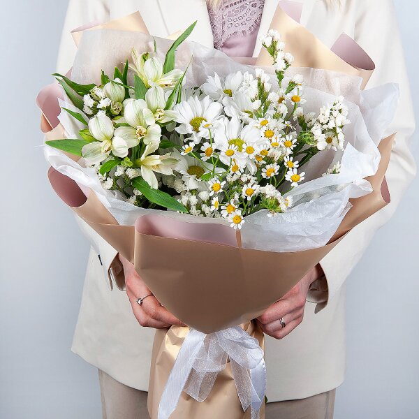 Alstromeria white, soft pink - 4, Bacardi White Spray Chrysanthemum - 1, Chamomile - 2, White statice, Wrapping Paper