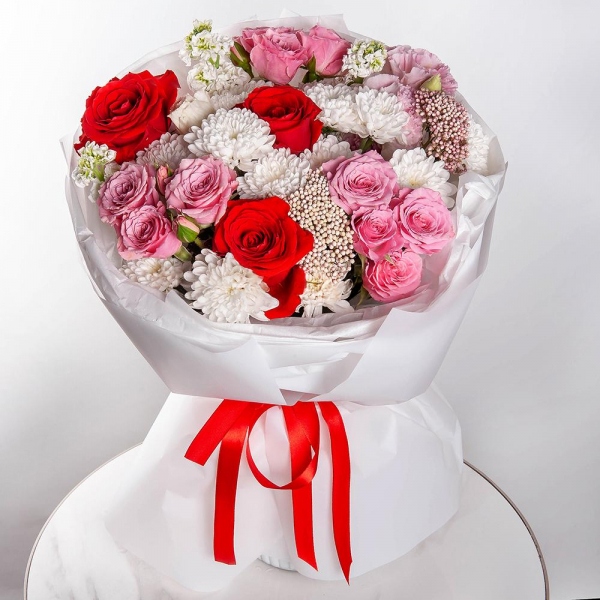 Red rose Nina 50 cm - 7, Bright pink spray rose mix, 50 cm - 9, Pink Lisianthus (Eustoma) - 2, White Matthiola - 3, Baltica White Spray Chrysanthemum - 3, Ozotamnus, Wrapping Paper