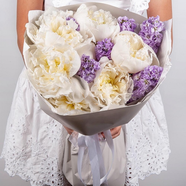 Peony white - 7, Matthiola Lilac - 15, Wrapping Paper