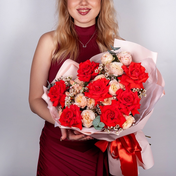 Red rose Nina 50 cm - 9, Spray rose: white, cream, light pink 50 cm - 7, Waxflower (1 pc.), Wrapping Paper, Eucalyptus