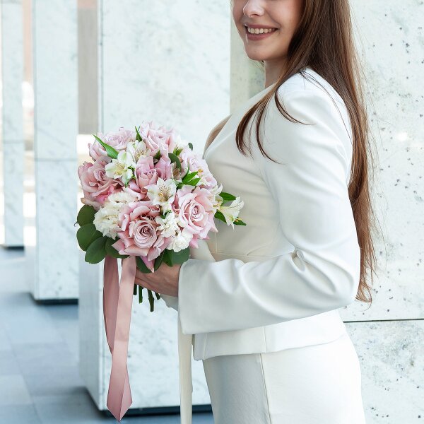 Rose Pink 50 cm Ecuador (Chelo, Hermosa, Novia, Titanik, Engagement, Pink Mondiale) - 7, Alstromeria white, soft pink - 7, lisianthus - 2, White spray carnation - 4, Eucalyptus populus (1 pc.), Ribbon