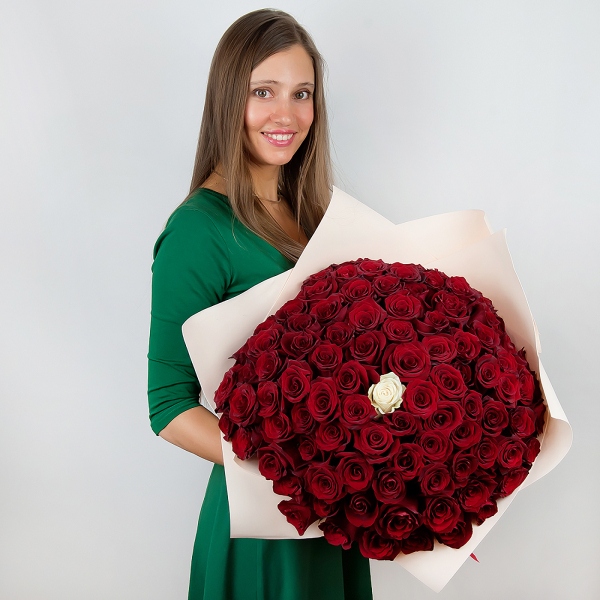 Red rose 50 cm - 130, White rose 50 cm - 1, Wrapping Paper
