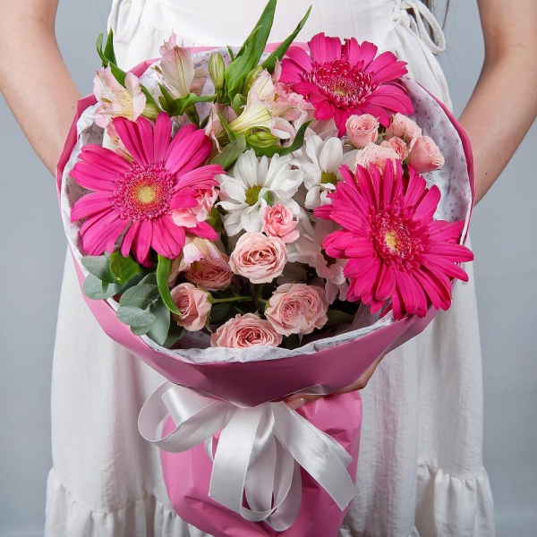 Bacardi White Spray Chrysanthemum - 2, Bright pink spray rose mix, 50 cm - 3, Alstromeria white, soft pink - 3, Gerbera pink - 5, Eucalyptus Cinerea, Wrapping Paper