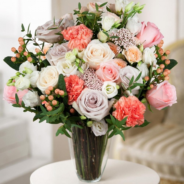 White rose 50 cm - 5, Pink rose 50 cm - 5, Pink carnation - 5, lisianthus - 5, Spray rose: white, cream, light pink 50 cm - 3, Rose Powder 50 cm Ecuador (Quicksand, Menta) - 4, Ozotamnus, Eucalyptus parvifolia (1 pc.), Hypericum, Wrapping Paper
