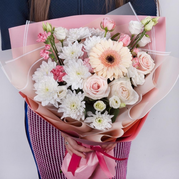 Gerbera pink - 1, Baltica White Spray Chrysanthemum - 2, Spray rose: white, cream, light pink 50 cm - 3, Pink spray carnation - 2, lisianthus - 1, Rose Cream 50 cm - 4, Wrapping Paper
