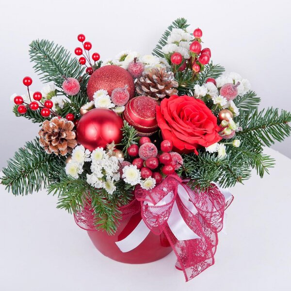 Red rose 50 cm - 3, Athos poms Stallion - 2, Ceramic pot, Oasis, Spruce branches (1pc.), Christmas decor (set), White statice, Hypericum, Ribbon