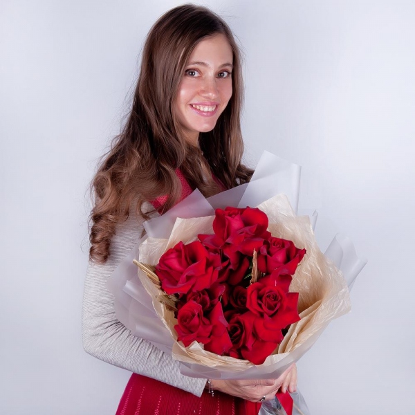 Rose Red 50 cm Ecuador - 13, Aspidistra (1 pc.), Wrapping Paper, Ribbon