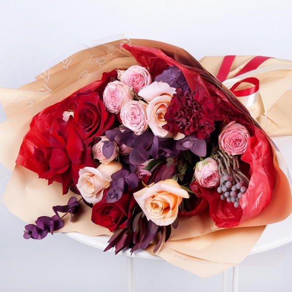 Red rose 50 cm - 4, Rose Cream 50 cm - 4, Peony sprayrose - 4, Carnation red - 3, Leukodendron, Brunia Green Lanuginosa (1 pc.), Eucalyptus Cinerea, Wrapping Paper, Ribbon