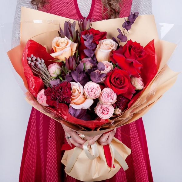 Red rose 50 cm - 4, Rose Cream 50 cm - 4, Peony sprayrose - 4, Carnation red - 3, Leukodendron, Brunia Green Lanuginosa (1 pc.), Eucalyptus Cinerea, Wrapping Paper, Ribbon