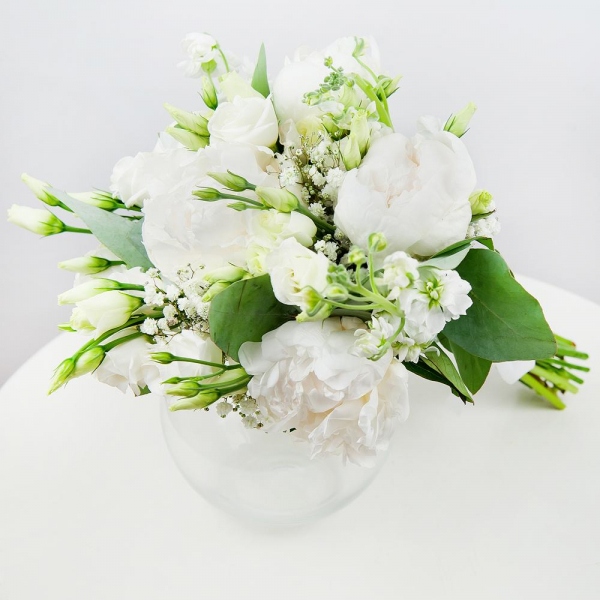 Peony white - 5, lisianthus - 3, White Matthiola - 5, Gypsophila - 2, Eucalyptus Cinerea, Ribbon