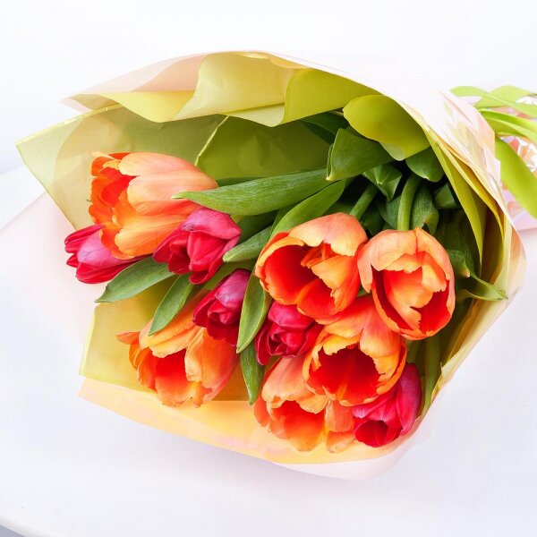 Red tulip - 7, Orange tulip - 8, Wrapping Paper, Ribbon