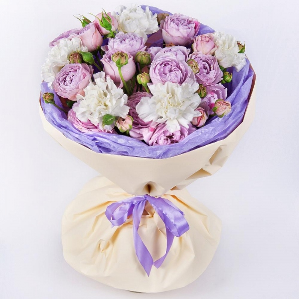 Peony sprayrose - 9, Alstromeria white, soft pink - 10, Wrapping Paper, Ribbon