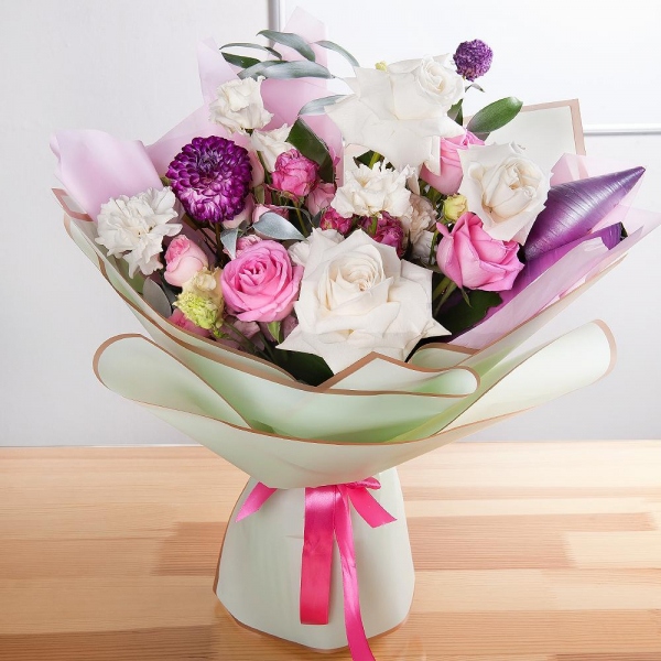 Purple Dahlia - 3, White rose 50 cm - 5, Pink rose 50 cm - 5, Peony sprayrose - 1, Carnation white, cream - 7, lisianthus - 2, Bright pink spray rose mix, 50 cm - 2, Ruscus, Aspidistra (1 pc.), Wrapping Paper