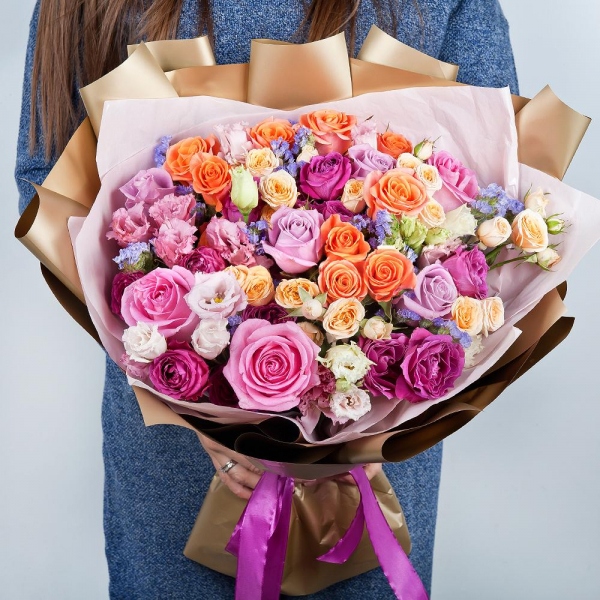 Pink rose 50 cm - 12, Spray rose: yellow, orange 50 cm - 3, Pink Lisianthus (Eustoma) - 4, Spray rose: white, cream, light pink 50 cm - 3, Bright pink spray rose mix, 50 cm - 4, Blue Statice, Wrapping Paper