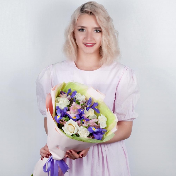 Irises - 6, White rose 50 cm - 7, Alstromeria white, soft pink - 5, Carnation white, cream - 5, Wrapping Paper