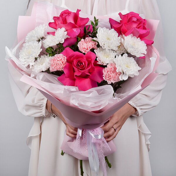 Rose Pink 50 cm Ecuador (Chelo, Hermosa, Novia, Titanik, Engagement, Pink Mondiale) - 3, Baltica White Spray Chrysanthemum - 3, Pink carnation - 5, Pistachio, Wrapping Paper