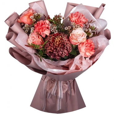 Chrysanthemum Bigoudi - 1, Rose Pink 50 cm Ecuador (Chelo, Hermosa, Novia, Titanik, Engagement, Pink Mondiale) - 3, Carnations - 3, Waxflower (1 pc.), Pistachio, Wrapping Paper