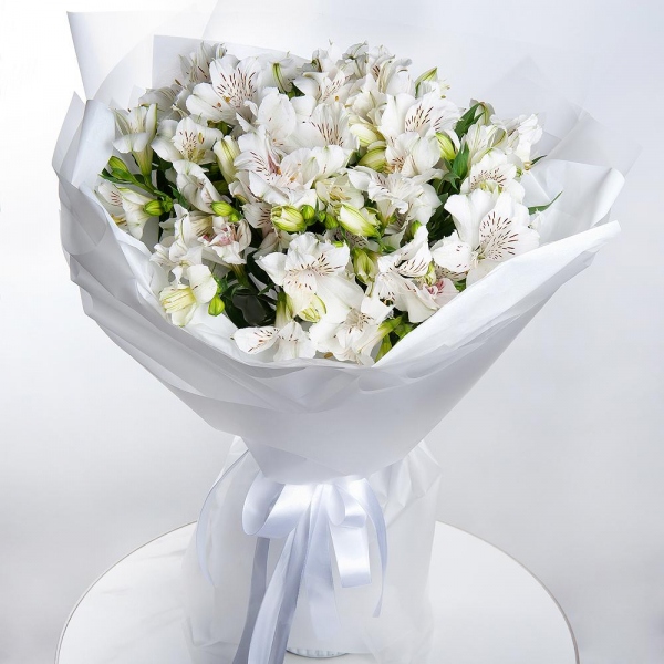 Alstromeria white, soft pink - 23, Wrapping Paper