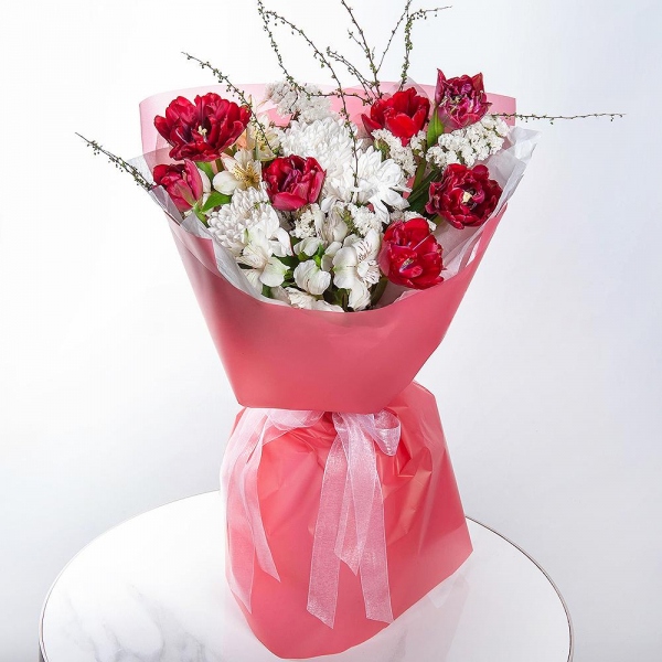 Baltica White Spray Chrysanthemum - 1, Alstromeria white, soft pink - 4, Red tulip - 11, White statice, Artificial branch, Wrapping Paper