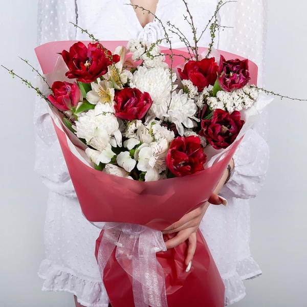 Baltica White Spray Chrysanthemum - 1, Alstromeria white, soft pink - 4, Red tulip - 11, White statice, Artificial branch, Wrapping Paper